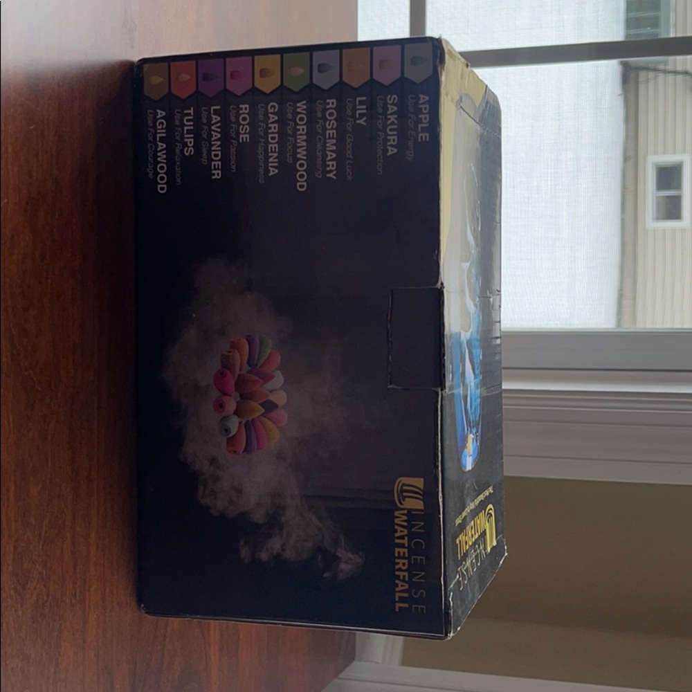 BNIB Incense Waterfall w/h 200 cones - Picture 5 of 7